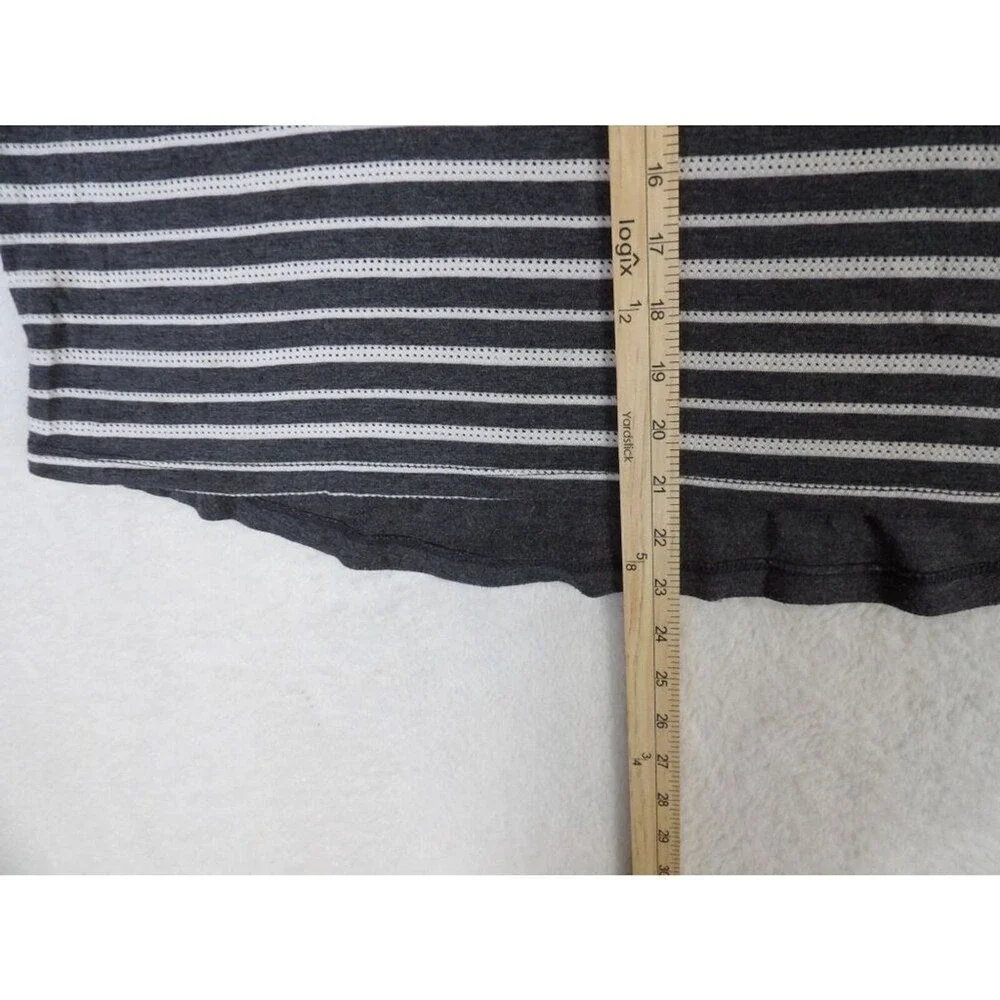 MINE Top Womens‎ Medium Loose Fit Stripe Gray Short Sleeve Relaxed Fit